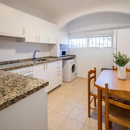 Oasis En Playamar Con Piscina Apartamento
